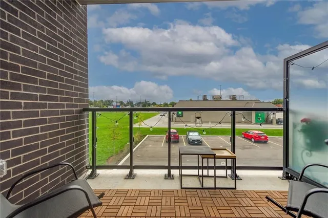 Additional image 22 of 5 HAMILTON St Unit 212