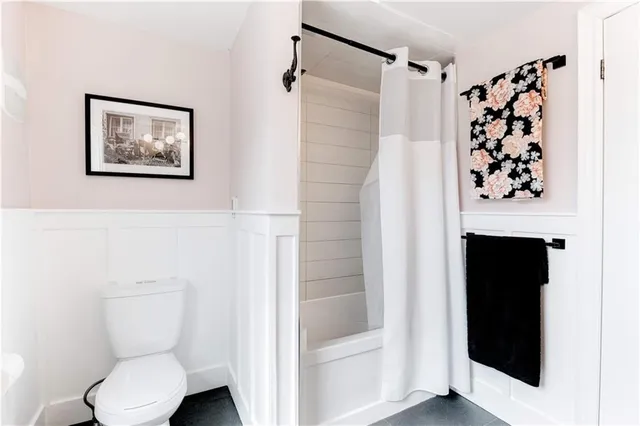 Additional image 40 of 248 PROVINCE St