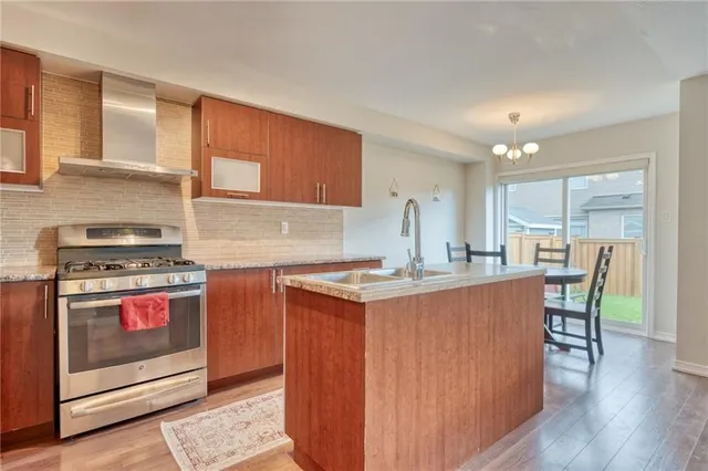 Additional image 6 of 299 WINDWOOD Dr