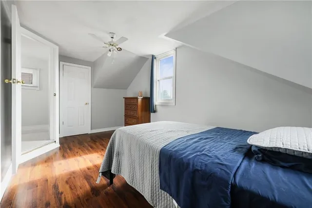 Additional image 26 of 215 STRATHEARNE Ave