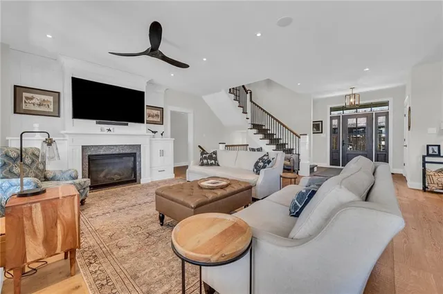 Additional image 9 of 42 PARSONAGE Rd