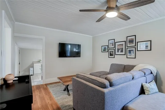 Additional image 12 of 2 JAMES St