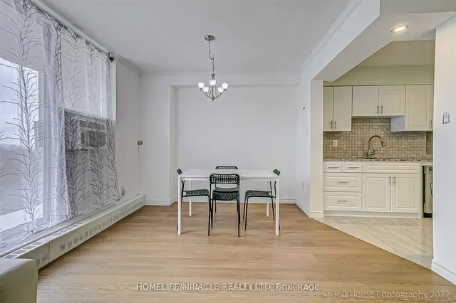 Additional image 5 of 1968 Main St Unit 1108