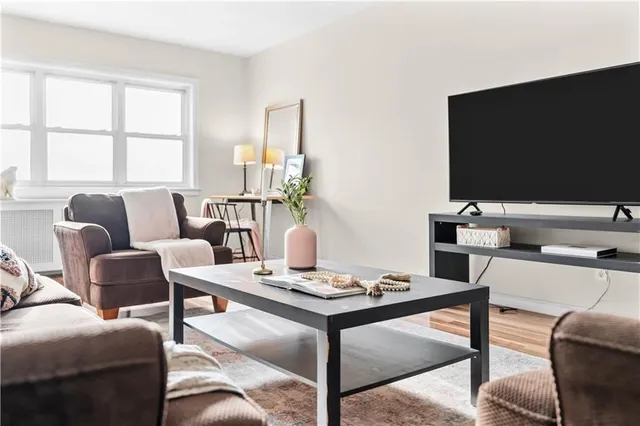 Additional image 10 of 227 MACNAB St Unit 14