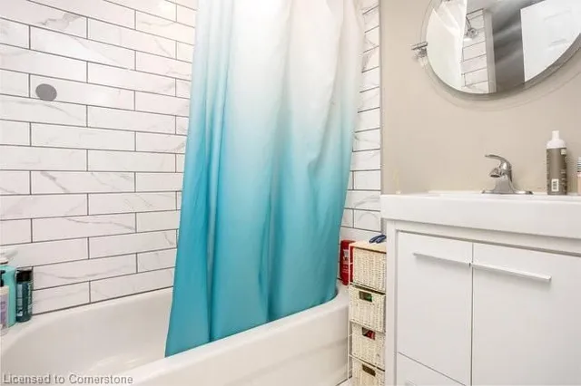 Additional image 24 of 224 Brucedale Ave