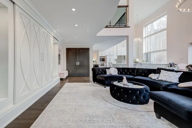 Additional image 16 of 397 King St Unit 215