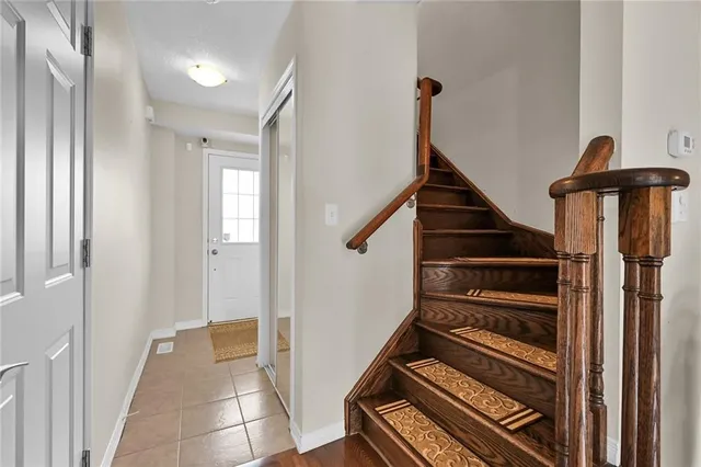 Additional image 13 of 25 NEWPORT Cres