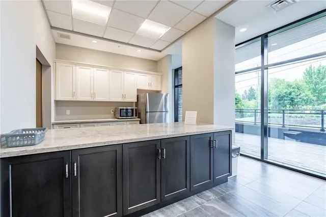 Additional image 22 of 30 HAMILTON St Unit 109