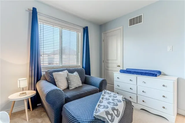 Additional image 21 of 31 TOPAZ St