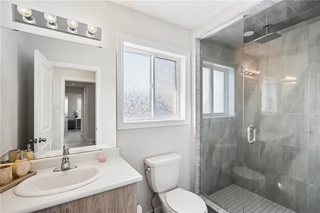 Additional image 20 of 57 PINOT Cres