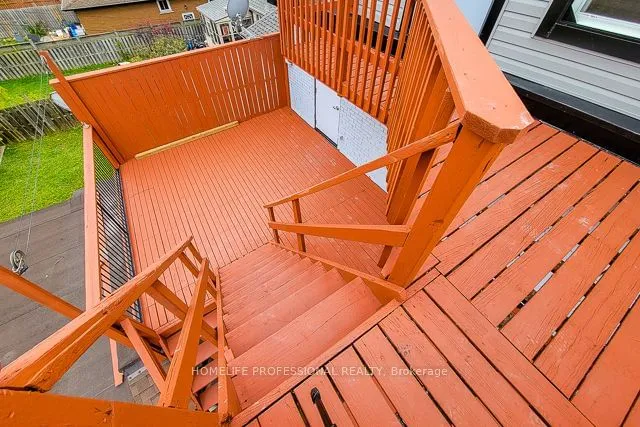 Additional image 9 of 300 Balmoral Ave