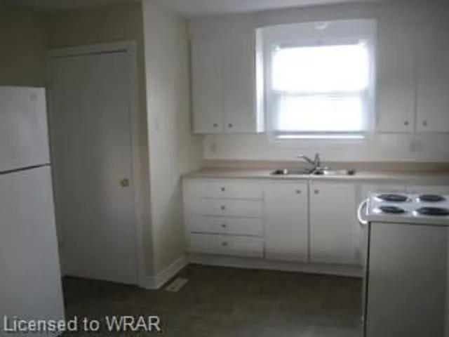 Additional image 16 of 154 156 Freelton Rd