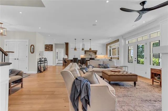 Additional image 23 of 42 PARSONAGE Rd