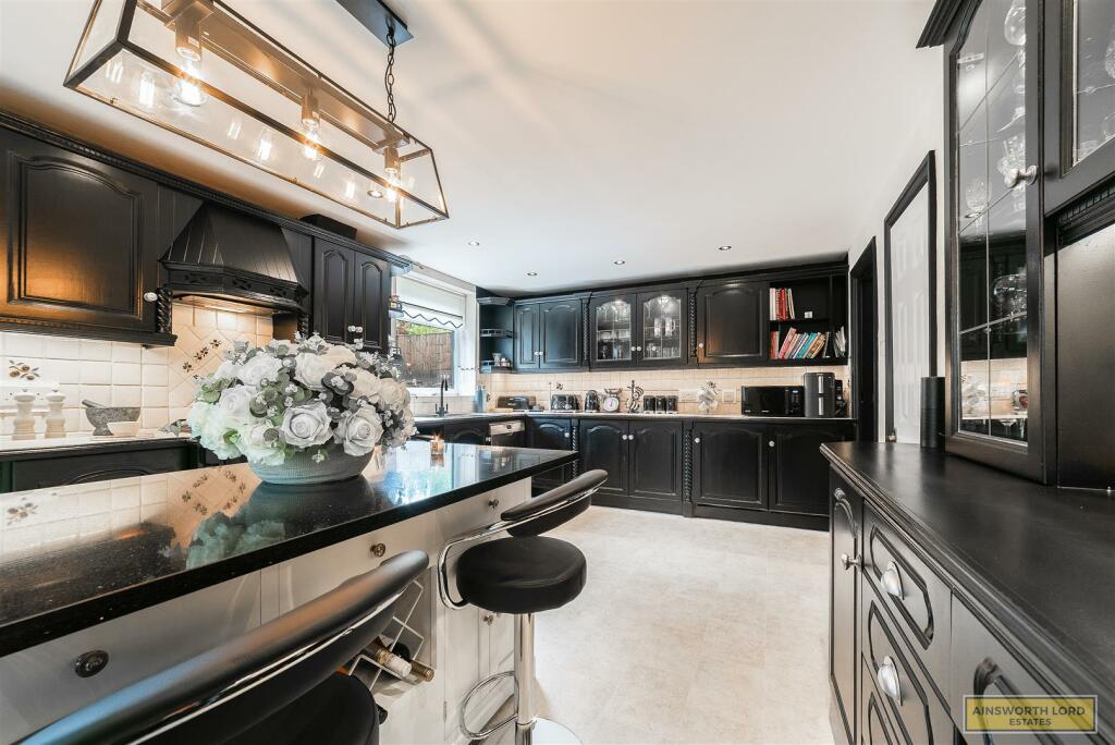 Additional image 102 of Beardwood Drive, Blackburn