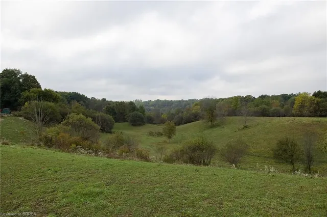 Additional image 28 of 2606 Harrisburg Rd