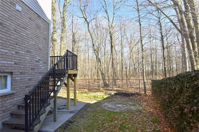 Additional image 44 of 59 HOLIMONT Crt