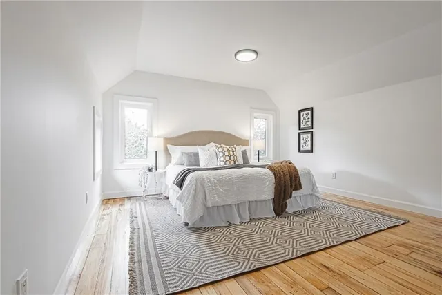 Additional image 22 of 116 LYNDEN Rd