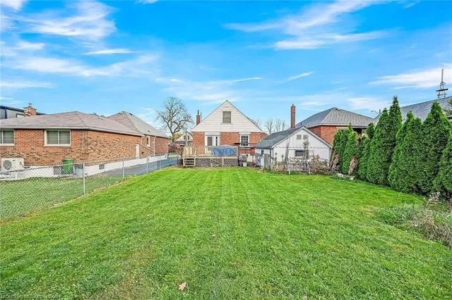 Additional image 45 of 294 East 18th St