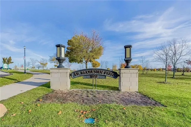 Additional image 35 of 1166 Upper Wentworth St