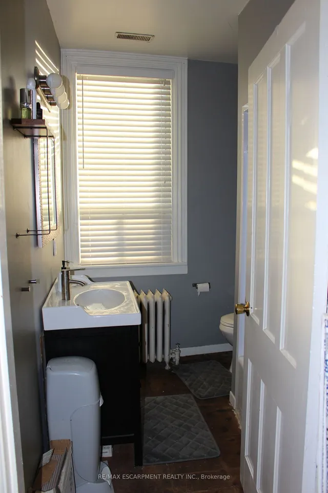 Additional image 7 of 32 Steven St