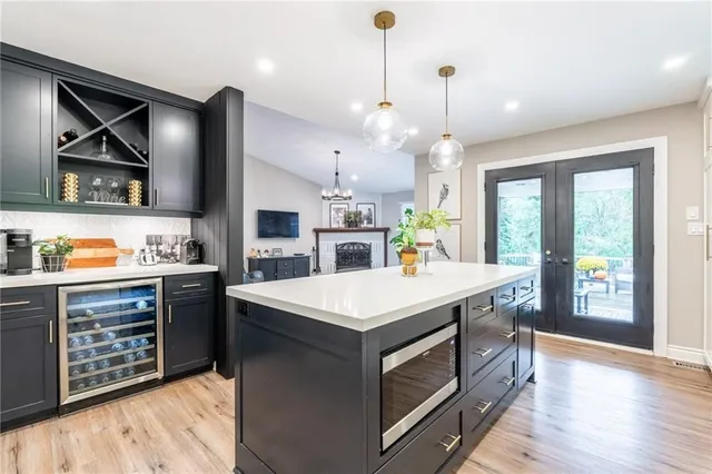 Additional image 12 of 19 VANSTRAALEN St