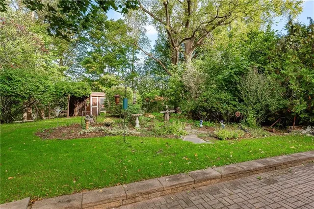 Additional image 48 of 38 OSLER Dr