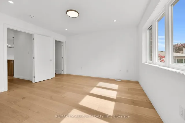 Additional image 26 of 35 Kingfisher Dr