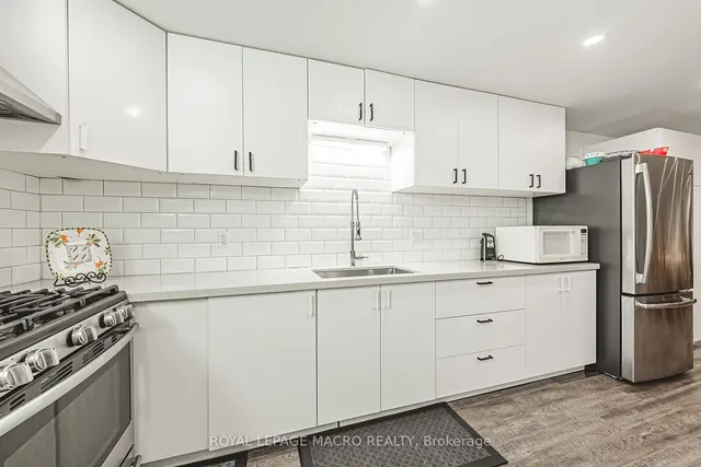 Additional image 20 of 1214 #8 Highway