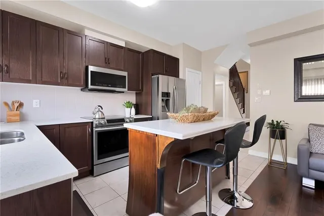 Additional image 6 of 377 GLANCASTER Rd Unit 25