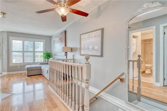 Additional image 9 of 175 FIDDLERS GREEN Rd Unit 2