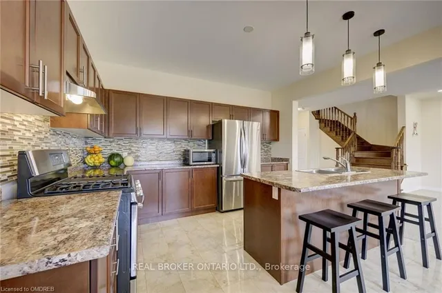 Additional image 14 of 428 Dalgleish Tr