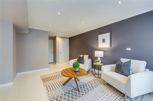 Additional image 45 of 105 HIGHGATE Dr