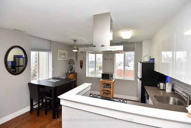 Additional image 18 of 36 James St Unit 1105