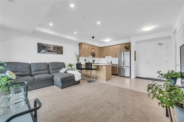 Additional image 13 of 5 HAMILTON St Unit 212