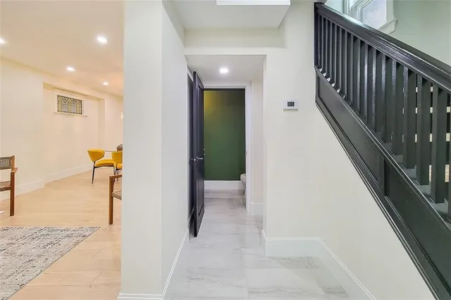 Additional image 18 of 49 CARRICK Ave