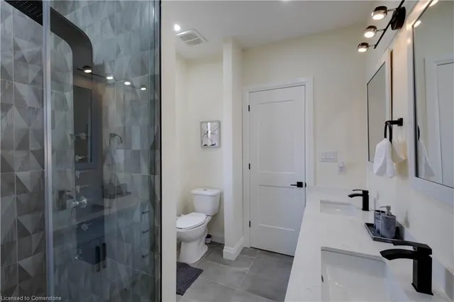 Additional image 42 of 117 Highland Rd