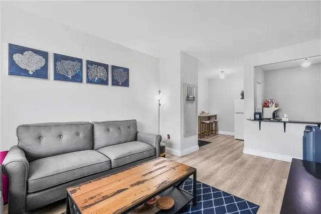 Additional image 5 of 57 Mericourt Rd Unit 302