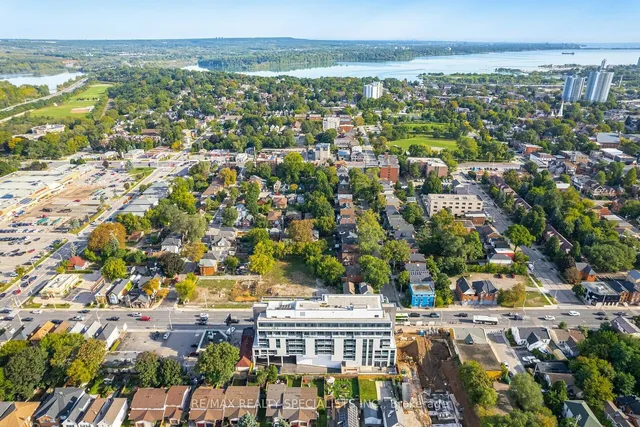 Additional image 27 of 415 Main St Unit 703