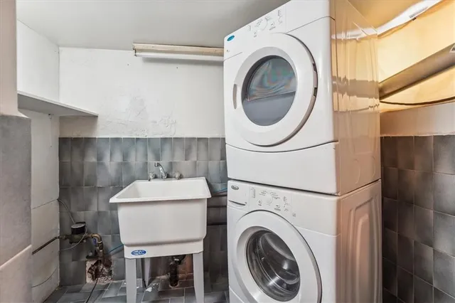 Additional image 19 of 234 MARKET St