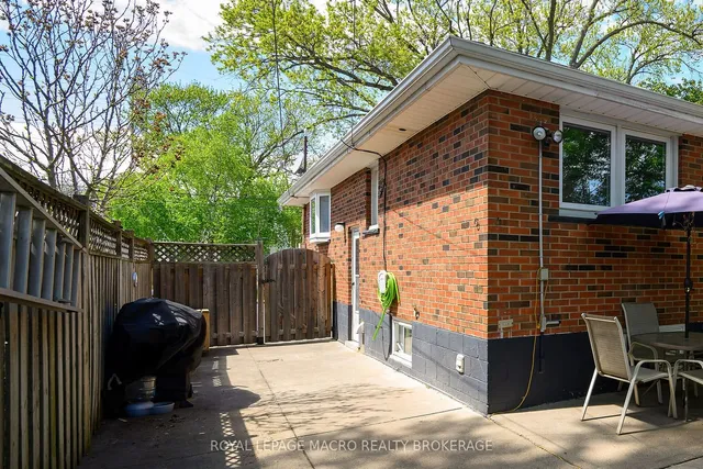 Additional image 32 of 142 Normanhurst Ave