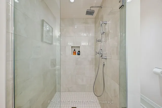 Additional image 22 of 397 King St Unit 215