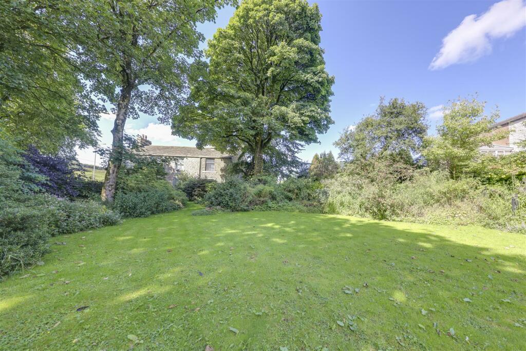 Additional image 5 of 5 Bed Character Home, ~3,000sqft, Superb Potential To Add Value