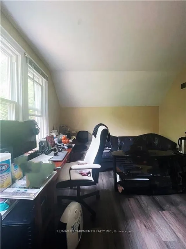 Additional image 18 of 84 ARNOLD St