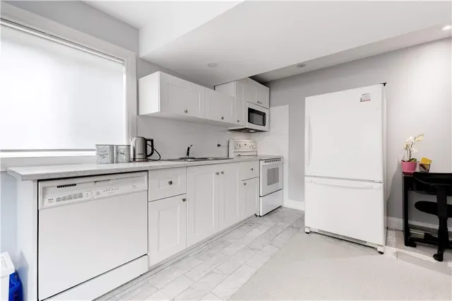 Additional image 38 of 66 SEXTON Cres