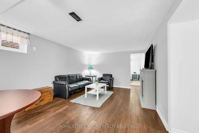 Additional image 24 of 142 Normanhurst Ave