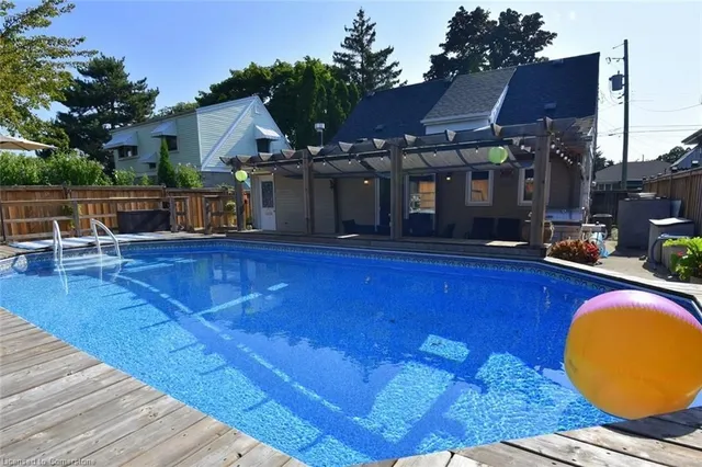 Additional image 36 of 6 Ratcliffe Crt