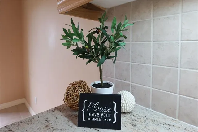 Additional image 14 of 3000 CREEKSIDE Dr Unit 807