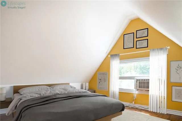 Additional image 45 of 235 YOUNG St