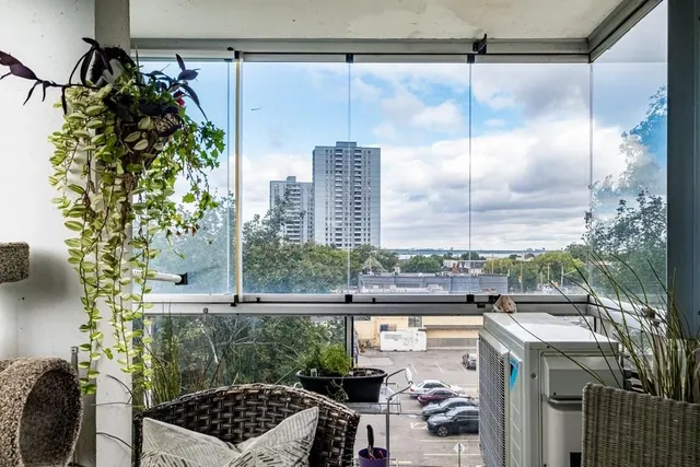 Additional image 30 of 75 QUEEN St Unit 507