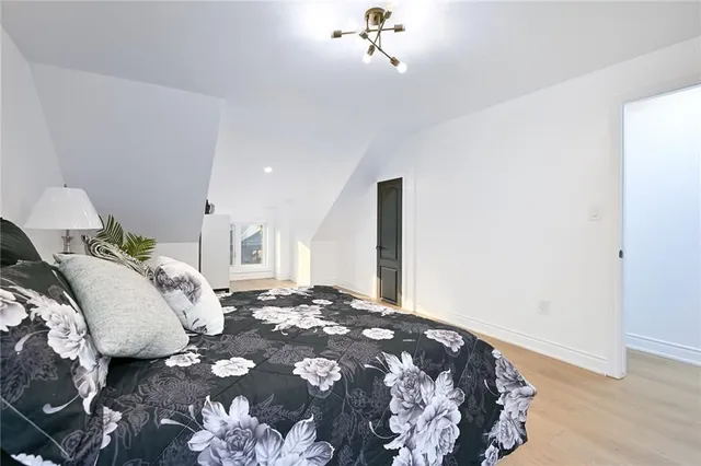 Additional image 33 of 58 GIBSON Ave